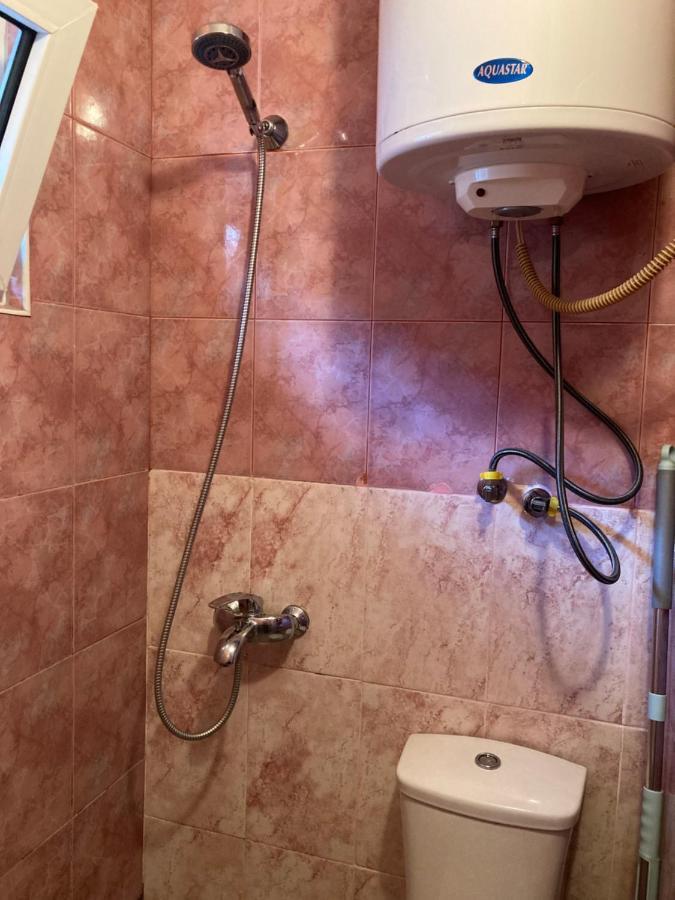Apartment Kostava 10 Batumi Bagian luar foto